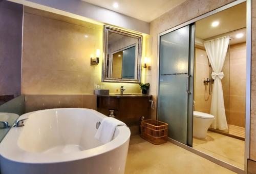 feng zheng hotel