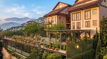 signature by m village the valley retreat a brand of modern village lifestyle