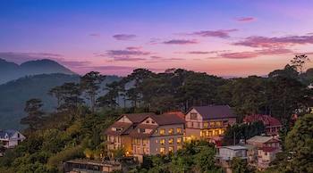 signature by m village the valley retreat a brand of modern village lifestyle