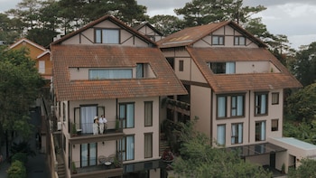 signature by m village the valley retreat a brand of modern village lifestyle