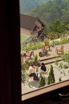 signature by m village the valley retreat a brand of modern village lifestyle