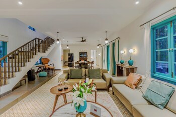 Elivaas Casa Lotus 3 Bhk Villa With Pool,,2 star