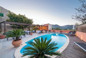 Hotel Moscari By Cheelhotels,,3 star