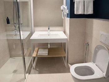 Ibis Styles Zumaia Zestoa,,3 star