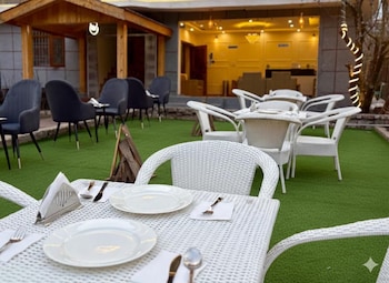 hotel mount view by oscar hotels