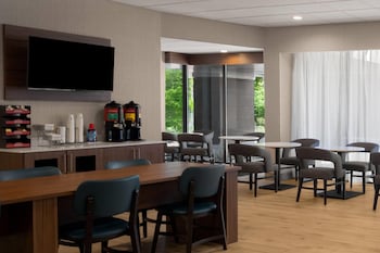 hawthorn extended stay by wyndham nashville airport opryland