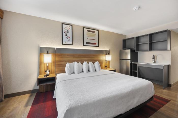hawthorn extended stay by wyndham nashville airport opryland