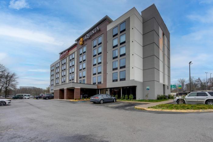 hawthorn extended stay by wyndham nashville airport opryland