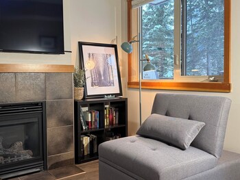 mountain view condo lodges at canmore