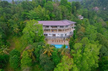 Red Letter Hotel,,3 star