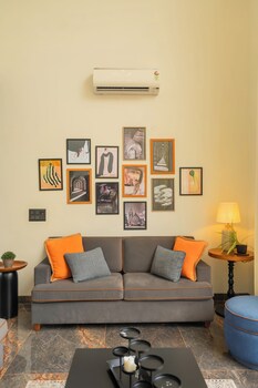elivaas purosol 3bhk pool villa