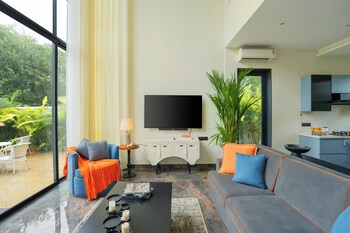 elivaas purosol 3bhk pool villa