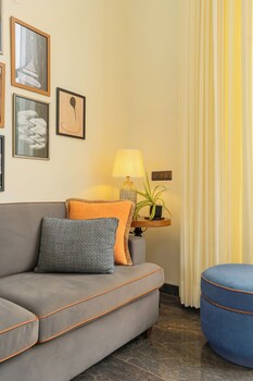 elivaas purosol 3bhk pool villa