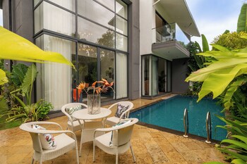 elivaas purosol 3bhk pool villa