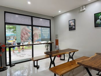 ha lan homestay grand world phu quoc