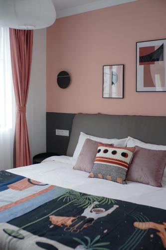 pine cedar suites hua xiao ye