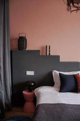 pine cedar suites hua xiao ye