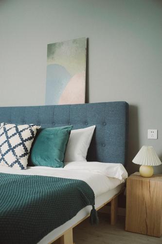 pine cedar suites hua xiao ye