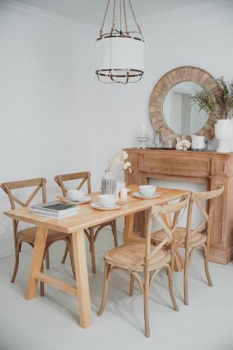 pine cedar suites hua xiao ye