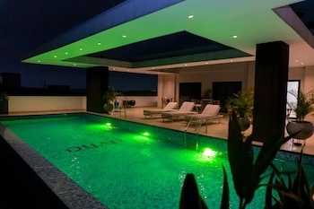 Peravi Suites At The Essence,,4 star