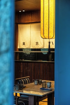 chicandbasic tokyo hoose