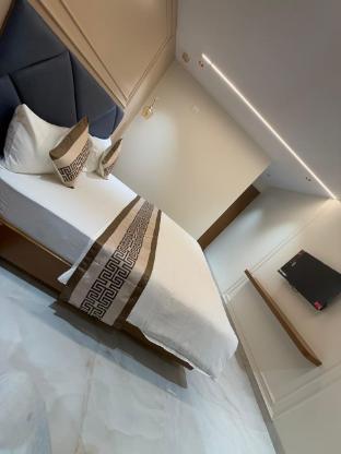hotel shloka