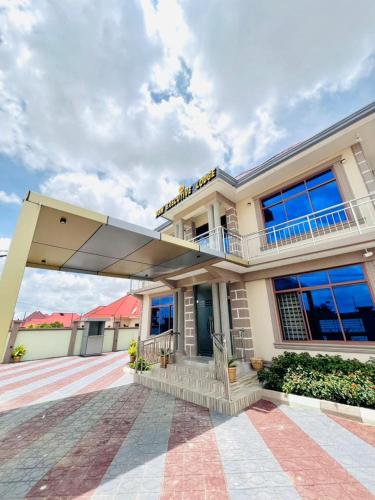 bbm executive lodge
