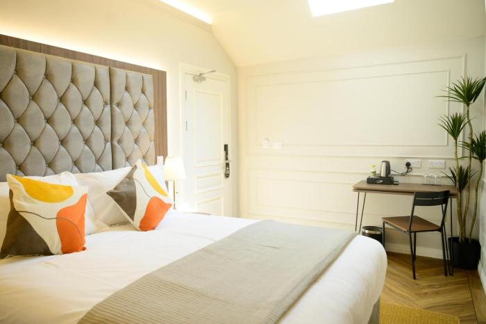 walton view hotel