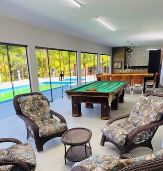 Sitio Moderno Do Zizo Com Jacuzzi,,4 star