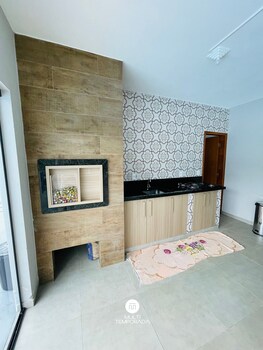 sitio moderno do zizo com jacuzzi