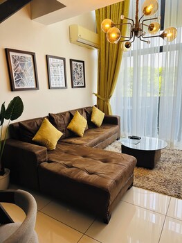 dannys lux home