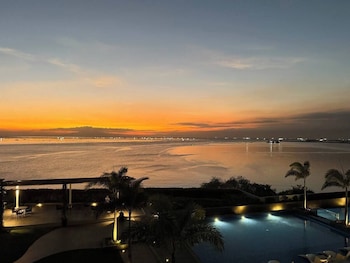 3br with balconyandbayview okada aiports