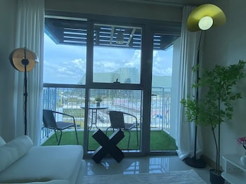 oceanview with balcony airport okada