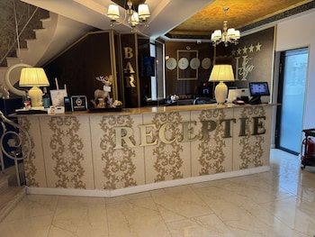 Hego,5 Ciprian Porumbescu,5 star