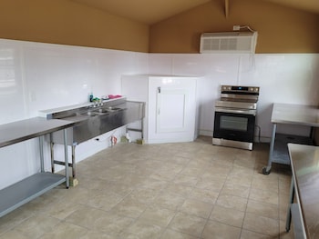 Woodward Inn&Suite,,2 star