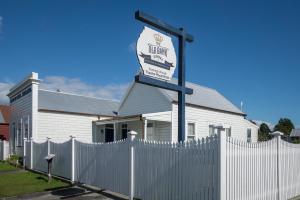 theatre royal hotel kumara