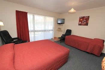 Commodore Motor Lodge,Canterbury>>Ashburton,3 star