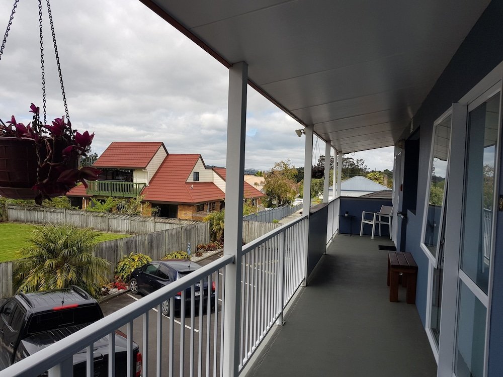 avenue heights motel
