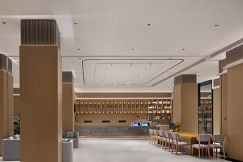 howard johnson club hotel