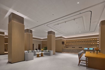 howard johnson club hotel
