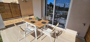 arillas peaceful bungalows