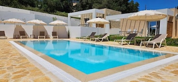 arillas peaceful bungalows