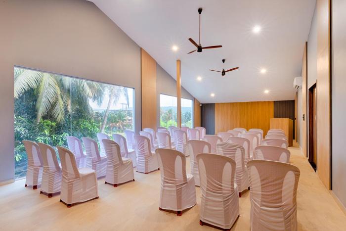 casa eternal beach resort and spa