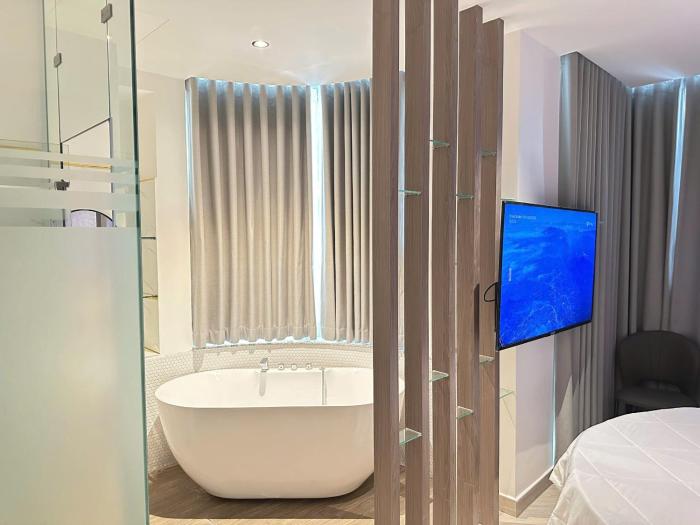 anh trang luxury hotel
