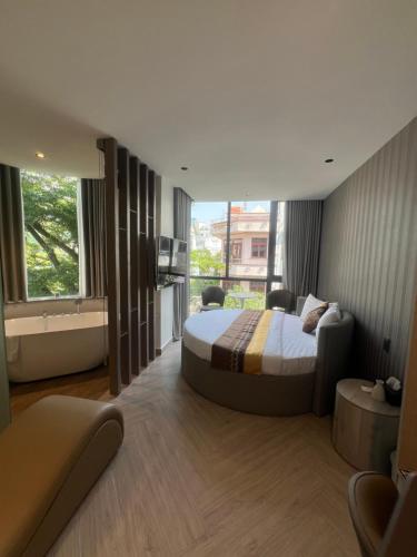 anh trang luxury hotel