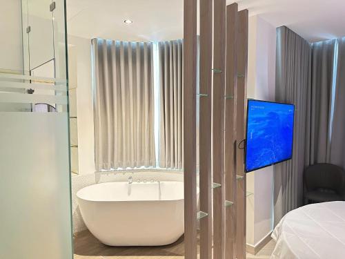 anh trang luxury hotel