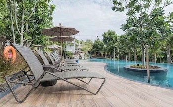 Unixx South Pattaya Condominium,,3 star
