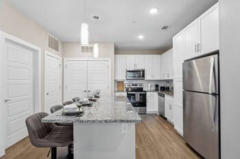 pinnacle apartments w amenties by heavenly homes