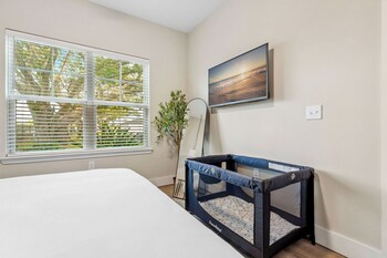 pinnacle apartments w amenties by heavenly homes