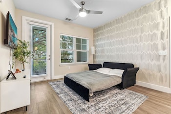 pinnacle apartments w amenties by heavenly homes